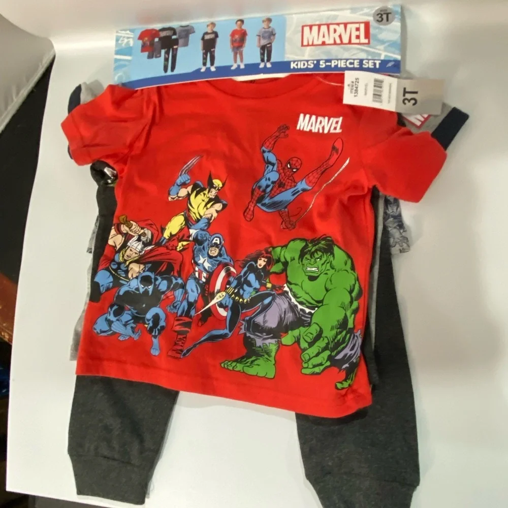 Marvel Kids Superhero Mix and Match Set - Picture 2 of 4